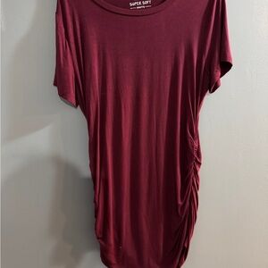 Women's Burgundy Top